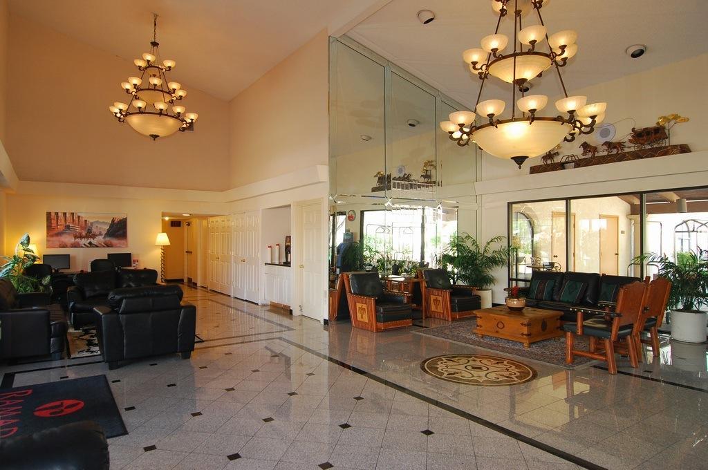 Hotel Ramada Tucson East Zewnętrze zdjęcie