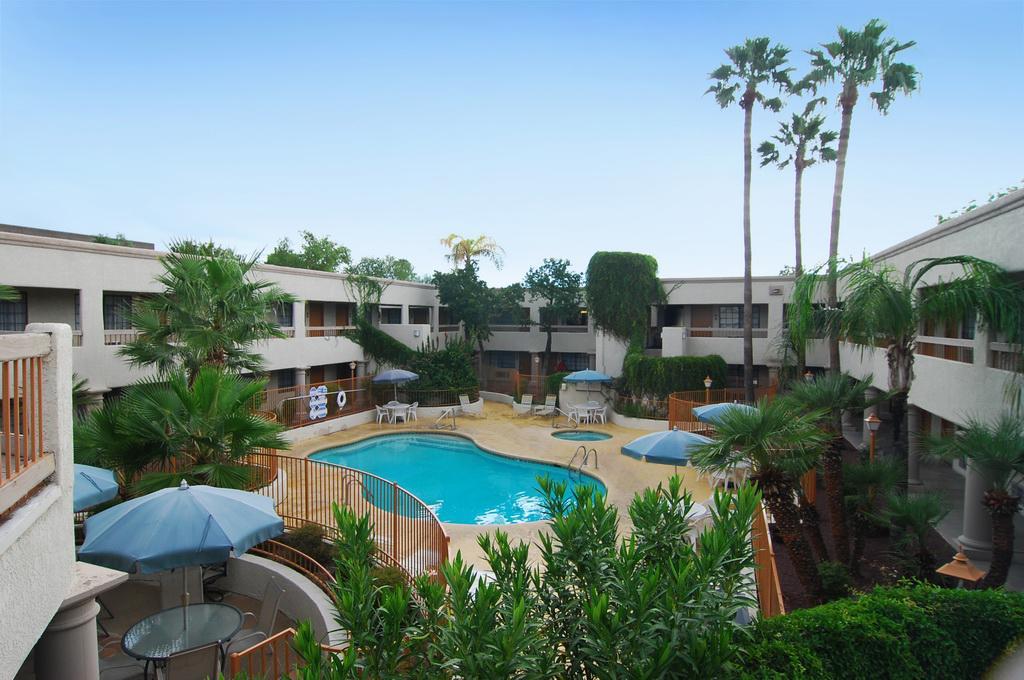 Hotel Ramada Tucson East Zewnętrze zdjęcie