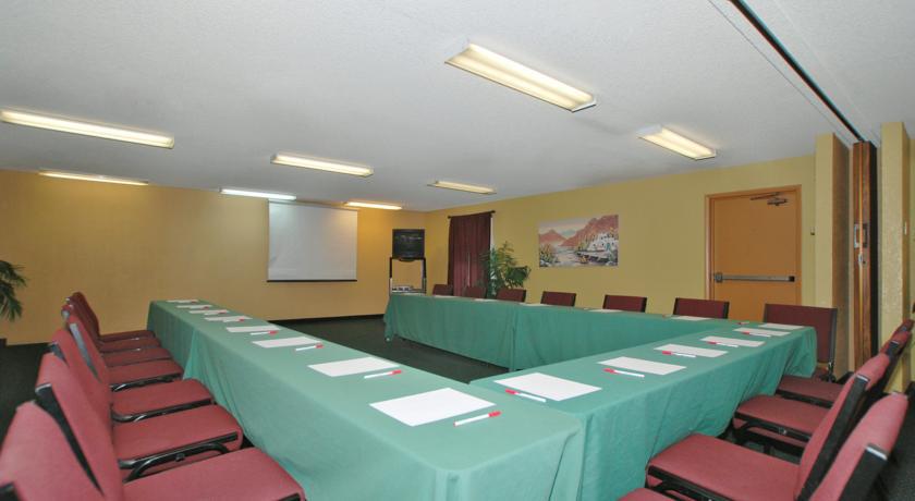 Hotel Ramada Tucson East Zewnętrze zdjęcie
